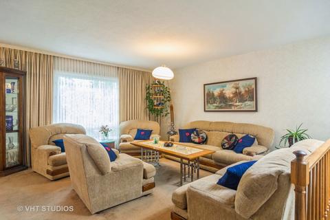 136 Berkshire Dr, Wheeling, IL 60090 photo 3