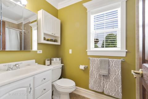 1605 Mitchell Rd, Aurora, IL 60505 photo 13