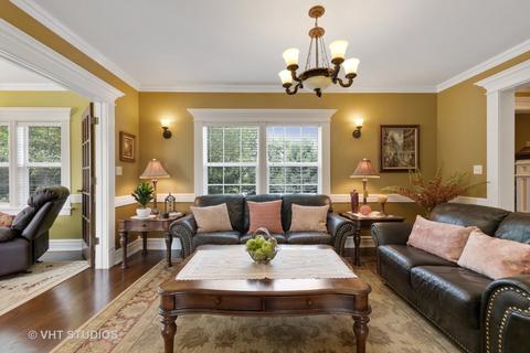 1605 Mitchell Rd, Aurora, IL 60505 photo 5