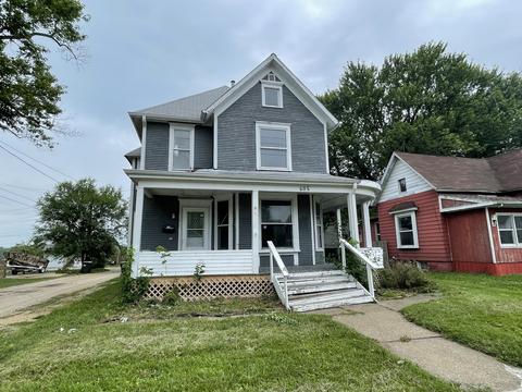 605 E 2nd St, Sterling, IL 61081 photo 2