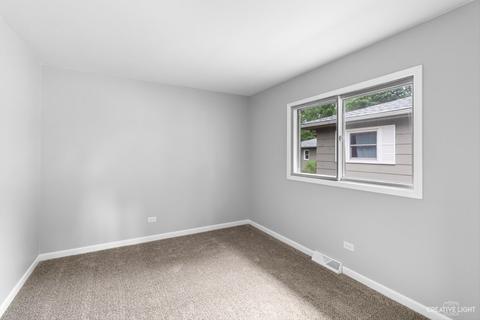 1607 Martha Dr, Elgin, IL 60123 photo 15
