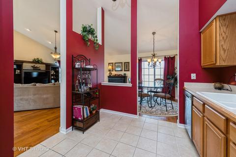 326 Emerald Ln, Algonquin, IL 60102 photo 7