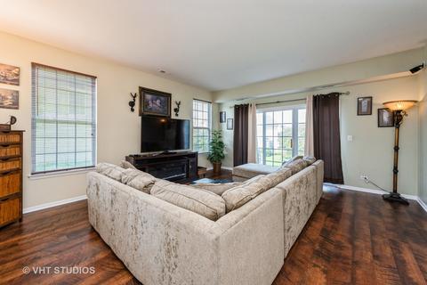 326 Emerald Ln, Algonquin, IL 60102 photo 10