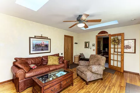 26 W075 Tomahawk Dr, Wheaton, IL 60189 photo 18