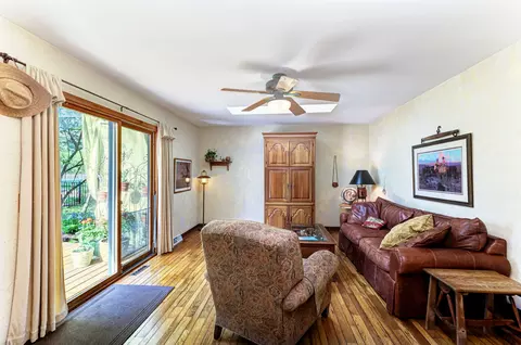 26 W075 Tomahawk Dr, Wheaton, IL 60189 photo 17