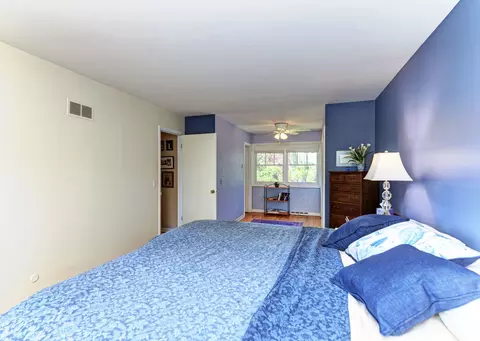 26 W075 Tomahawk Dr, Wheaton, IL 60189 photo 21