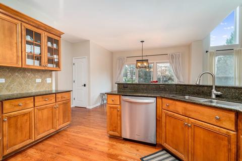 12906 Skyline Dr, Plainfield, IL 60585 photo 6