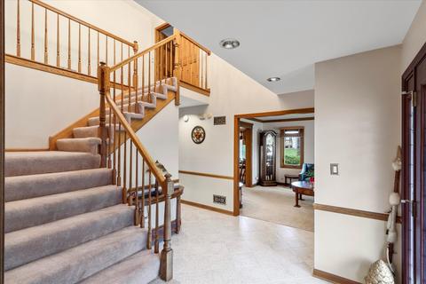 950 Stonehaven Dr, Elgin, IL 60124 photo 11