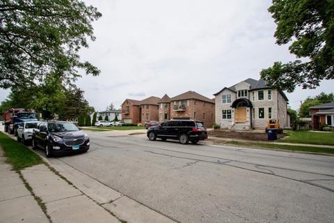 1784 Pratt St, Des Plaines, IL 60018 photo 6