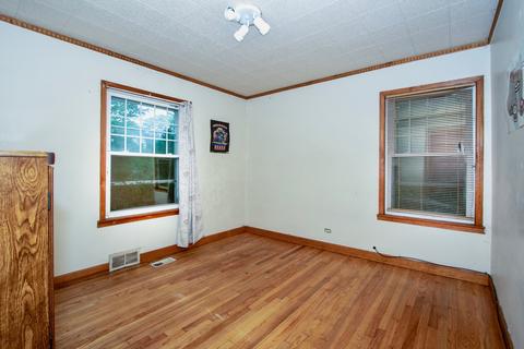 1784 Pratt St, Des Plaines, IL 60018 photo 25