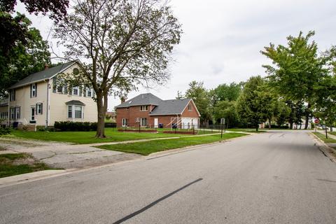 1784 Pratt St, Des Plaines, IL 60018 photo 7