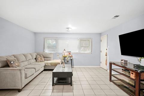 7656 W 80th St, Bridgeview, IL 60455 photo 14