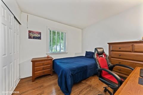 970 W Firestone Dr, Hoffman Estates, IL 60192 photo 15