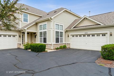 1834 Foxridge Ct, Aurora, IL 60502 photo 1