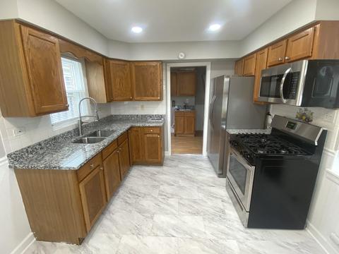 7705 Massasoit Ave, Burbank, IL 60459 photo 5