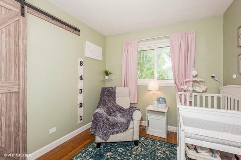 565 Baxter Ln, Hoffman Estates, IL 60169 photo 9