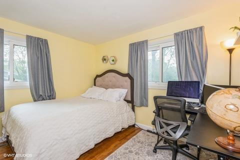 565 Baxter Ln, Hoffman Estates, IL 60169 photo 8