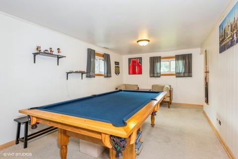 565 Baxter Ln, Hoffman Estates, IL 60169 photo 13