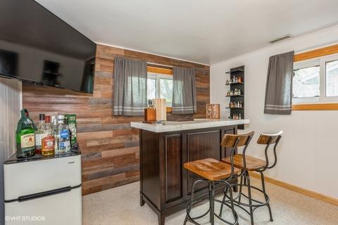 565 Baxter Ln, Hoffman Estates, IL 60169 photo 12
