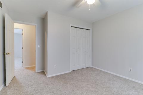 24 Edgewood Ct, Bloomington, IL 61701 photo 23