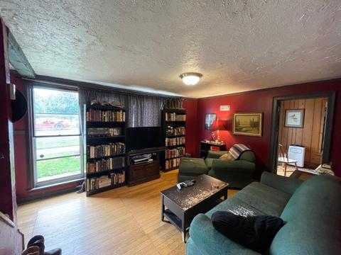 267 S State St, Elgin, IL 60123 photo 4