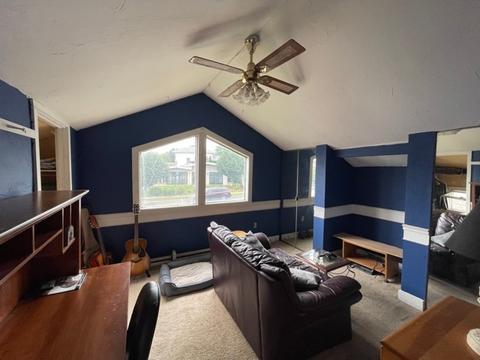 267 S State St, Elgin, IL 60123 photo 11