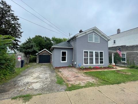 267 S State St, Elgin, IL 60123 photo 1