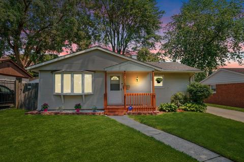 758 N Green Dr, Wheeling, IL 60090 photo 3