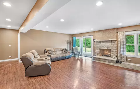 3600 Weingart Rd, Johnsburg, IL 60051 photo 25