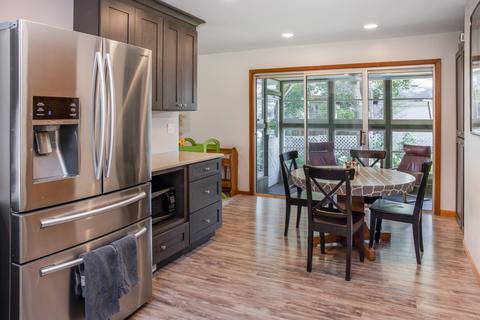 483 Tennyson Rd, Bartlett, IL 60103 photo 7