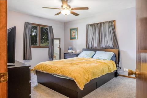 483 Tennyson Rd, Bartlett, IL 60103 photo 8