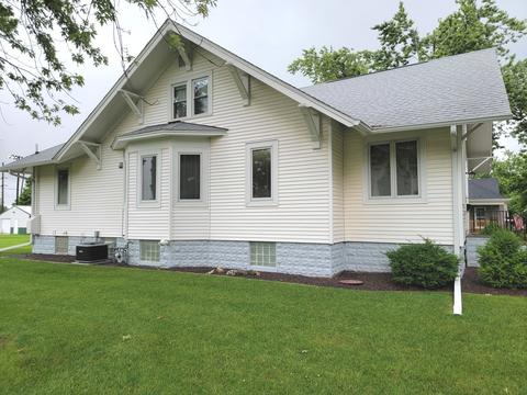 315 E 4th St, Gridley, IL 61744 photo 4