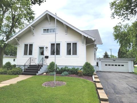 315 E 4th St, Gridley, IL 61744 photo 2