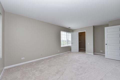 444 Valley Forge Ct, Aurora, IL 60504 photo 9