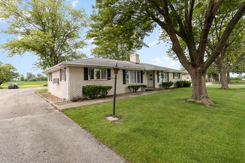 315 W Eagle Lake Rd, Beecher, IL 60401 photo 1