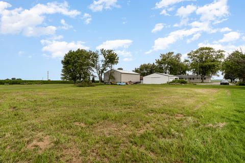 315 W Eagle Lake Rd, Beecher, IL 60401 photo 5