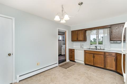 315 W Eagle Lake Rd, Beecher, IL 60401 photo 11