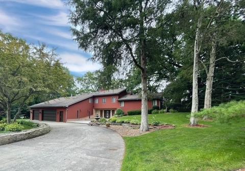 2569 N Oak Ridge Dr, Kankakee, IL 60901 photo 4