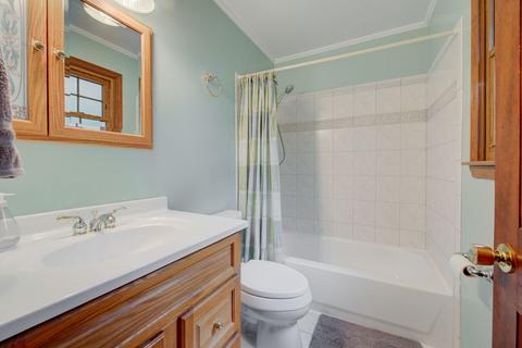 1810 Deerpath Ct, Naperville, IL 60565 photo 8