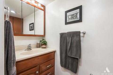 6024 N Artesian Ave, Chicago, IL 60659 photo 16