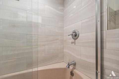 6024 N Artesian Ave, Chicago, IL 60659 photo 20