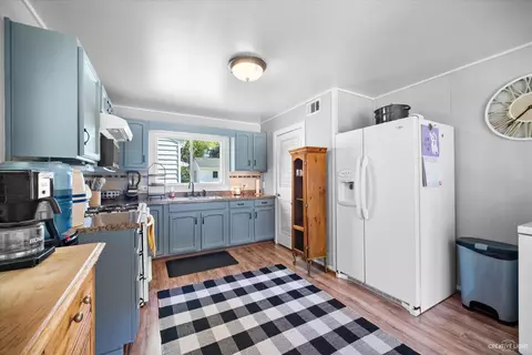 414 E Clark St, Plano, IL 60545 photo 5