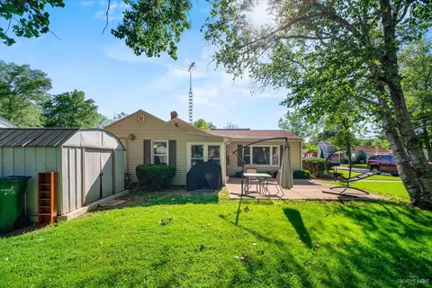 414 E Clark St, Plano, IL 60545 photo 2