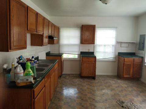 16950 Crane Ave, Hazel Crest, IL 60429 photo 3