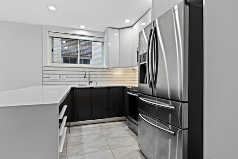 2730 Central St #2A, Evanston, IL 60201 photo 6