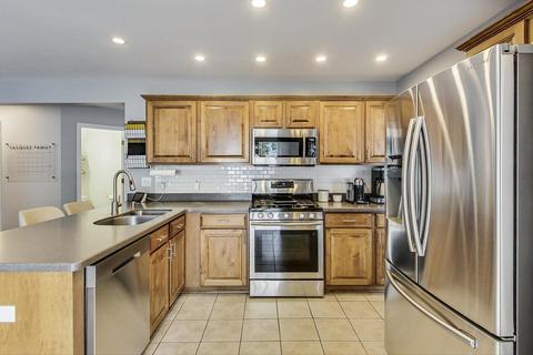 412 Spaulding Rd, Bartlett, IL 60103 photo 7