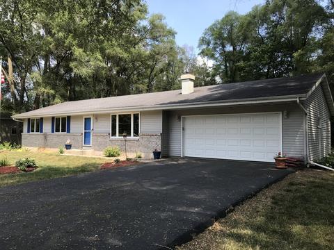11262 Edgemere Ter, Roscoe, IL 61073 photo 1
