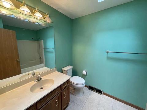 11262 Edgemere Ter, Roscoe, IL 61073 photo 13