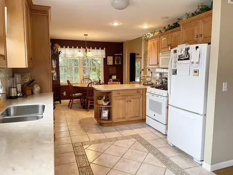2888 E 765th Rd, Utica, IL 61373 photo 14