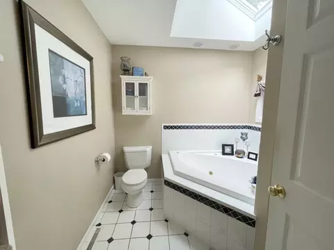2888 E 765th Rd, Utica, IL 61373 photo 22